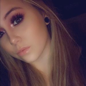 Meet your Posher, Alexandria